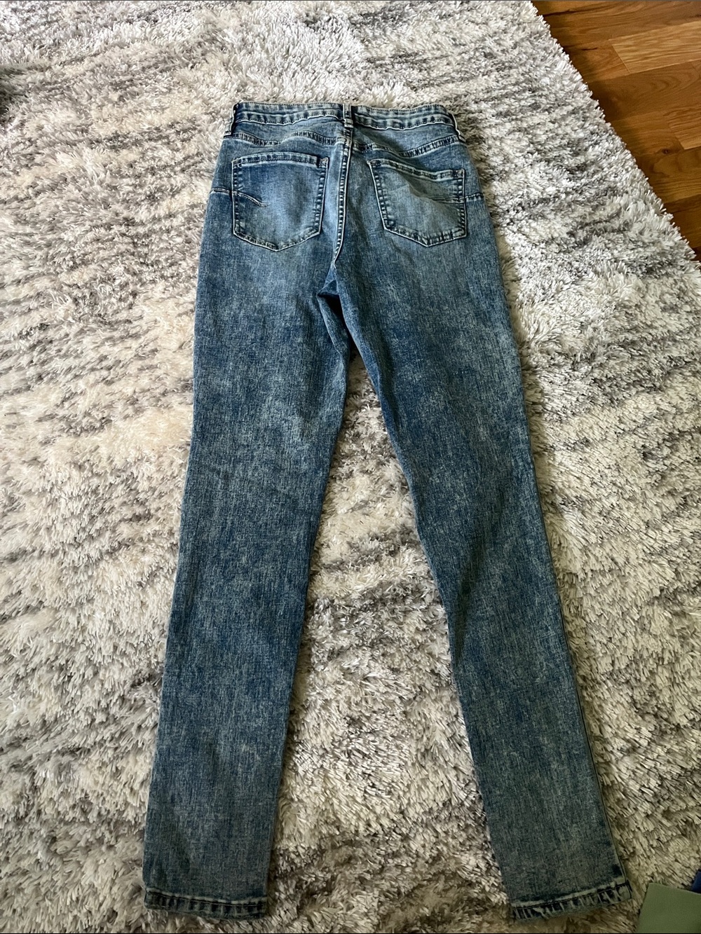 Fashion Nova Size 5 jeans. Worn once